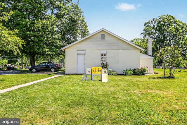 3 HOMEWOOD ST, Dillsburg, PA 17019