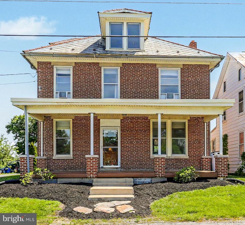 3 HOMEWOOD ST, Dillsburg, PA 17019