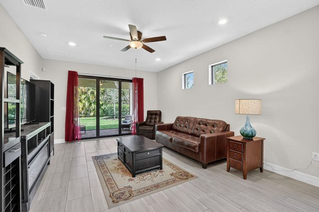 9115 Passiflora Way, Boca Raton, FL 33428