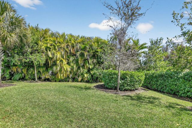 9115 Passiflora Way, Boca Raton, FL 33428