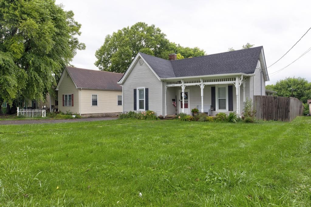 1627 Cypress Street, Paris, KY 40361