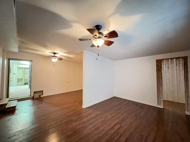 510 E Ave A, Alpine, TX 79830