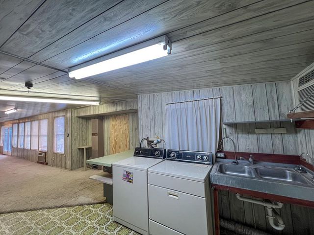 510 E Ave A, Alpine, TX 79830