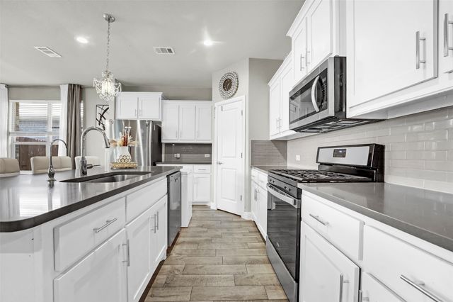 1120 Gillespie Drive, Fort Worth, TX 76247