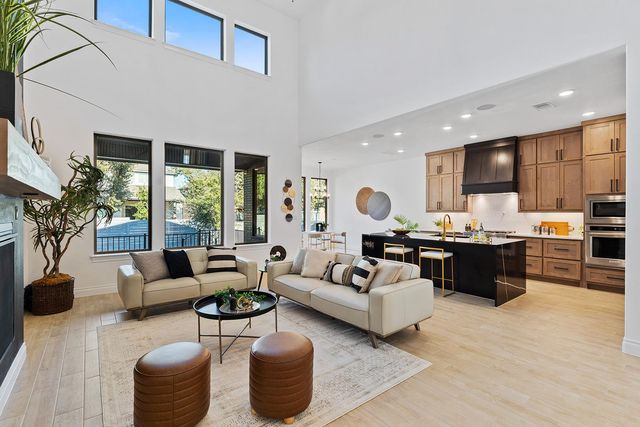 109 Strawberry LN, Georgetown, TX 78628