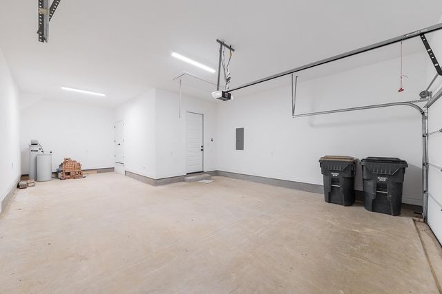 109 Strawberry LN, Georgetown, TX 78628