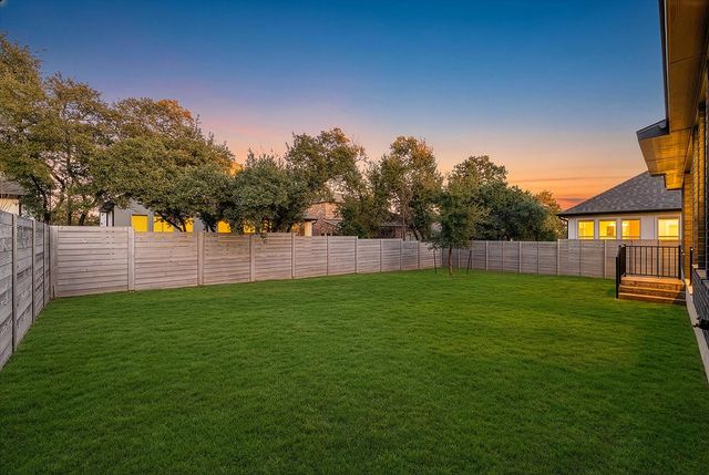 109 Strawberry LN, Georgetown, TX 78628