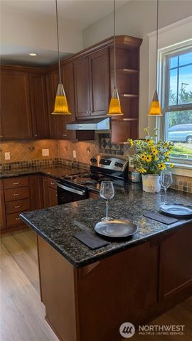 1220 S Adams Street, Tacoma, WA 98405
