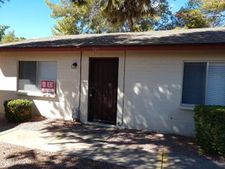 921 W LAGUNA Drive, Tempe, AZ 85282