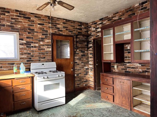 2120 Winnebago Street, Madison, WI 53704