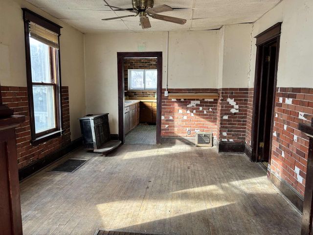 2120 Winnebago Street, Madison, WI 53704