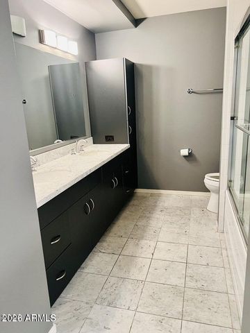 7157 E RANCHO VISTA Drive 2001, Scottsdale, AZ 85251