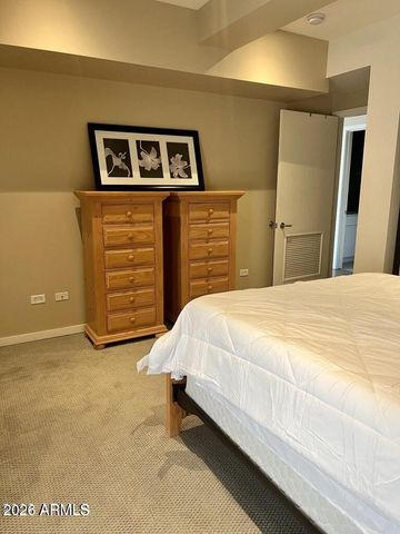 7157 E RANCHO VISTA Drive 2001, Scottsdale, AZ 85251