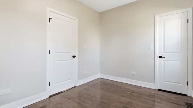 1106 S 4th Avenue, Maywood, IL 60153