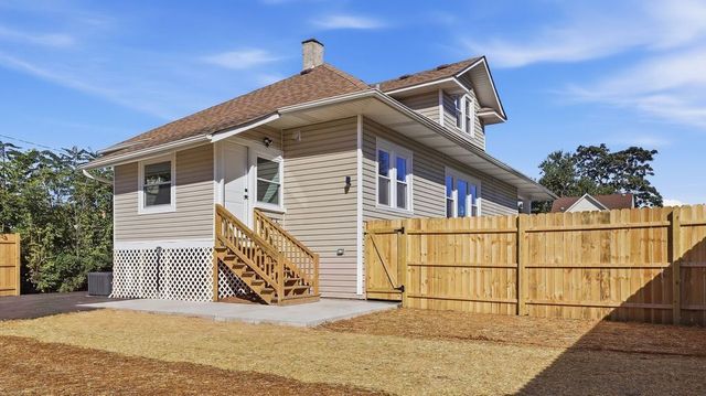 1106 S 4th Avenue, Maywood, IL 60153