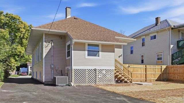 1106 S 4th Avenue, Maywood, IL 60153
