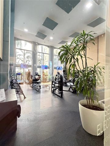 17150 N Bay Rd 2419, Sunny Isles Beach, FL 33160