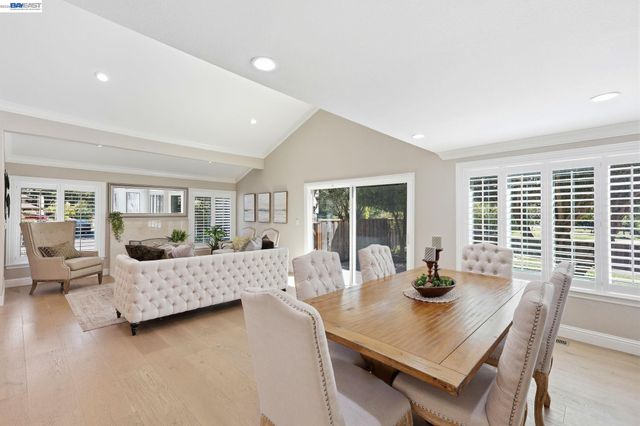 3309 Burning Tree Dr, San Ramon, CA 94583