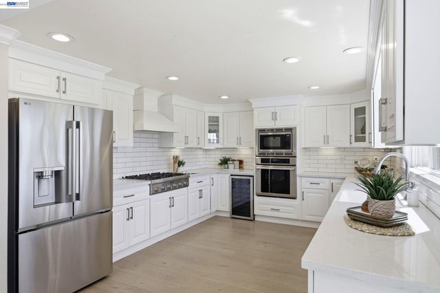 3309 Burning Tree Dr, San Ramon, CA 94583