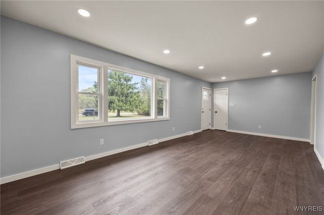 935 Cain Road, Brant, NY 14006