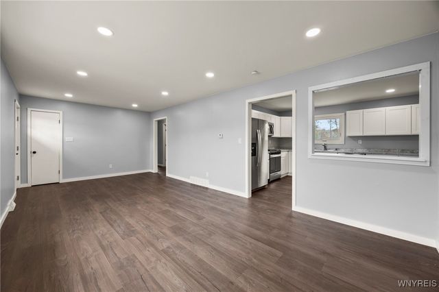 935 Cain Road, Brant, NY 14006