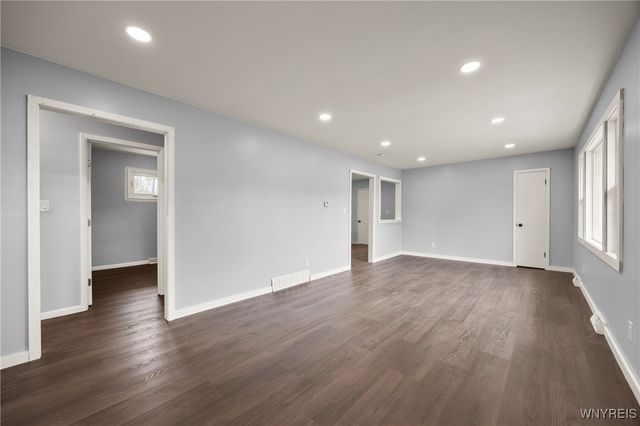 935 Cain Road, Brant, NY 14006