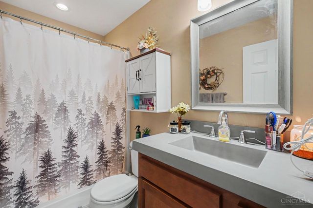 78 Thornhill Drive, Hamilton, OH 45013