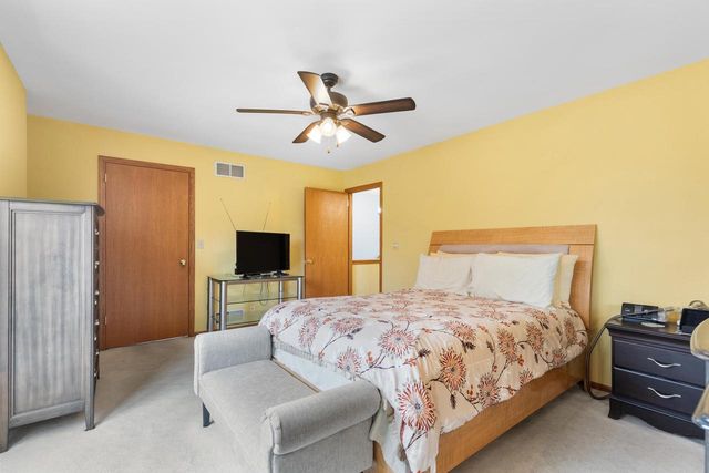 1721 21st STREET, Milwaukee, WI 53205