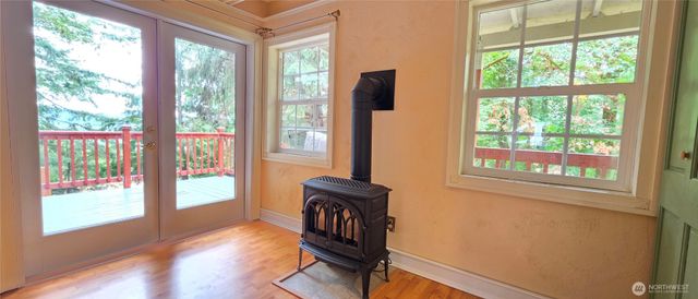890 W Wynwood Drive, Shelton, WA 98584