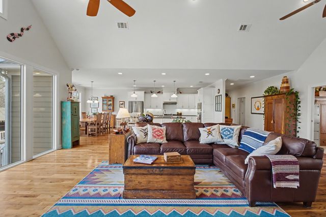 463 Anderson Pond Road, Aiken, SC 29803