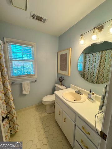 1704 Aimwell Road, Vidalia, GA 30474