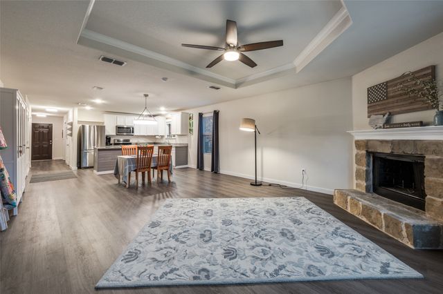 1720 Trace Drive, Aubrey, TX 76227