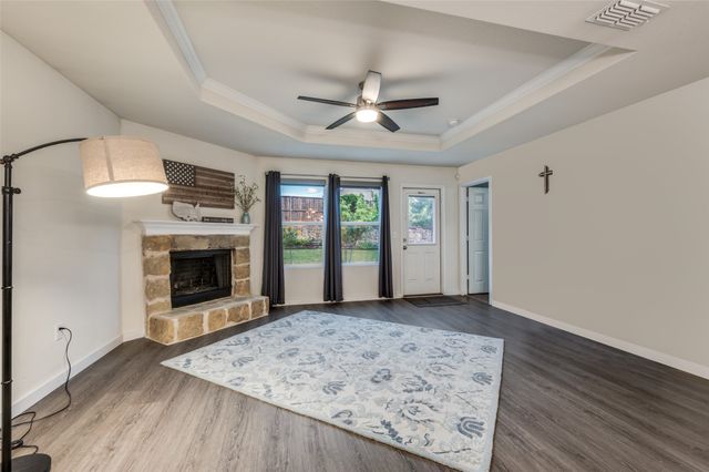 1720 Trace Drive, Aubrey, TX 76227