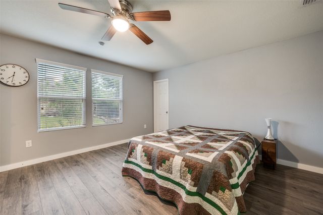 1720 Trace Drive, Aubrey, TX 76227