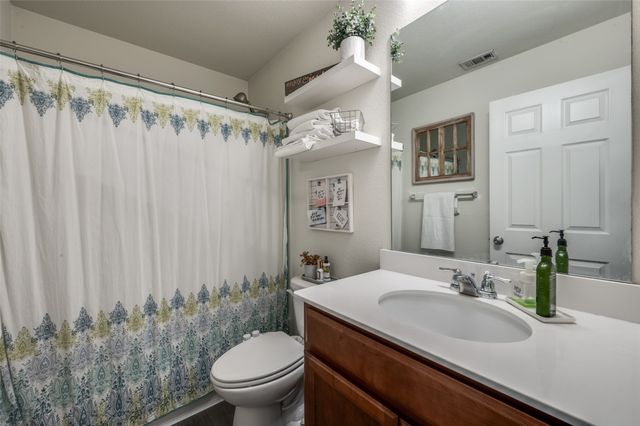 1720 Trace Drive, Aubrey, TX 76227