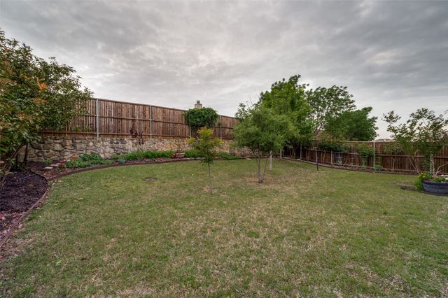 1720 Trace Drive, Aubrey, TX 76227