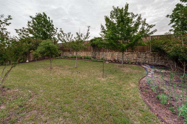 1720 Trace Drive, Aubrey, TX 76227
