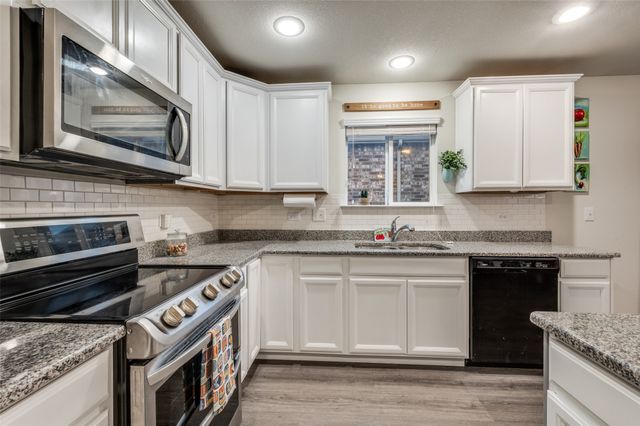 1720 Trace Drive, Aubrey, TX 76227