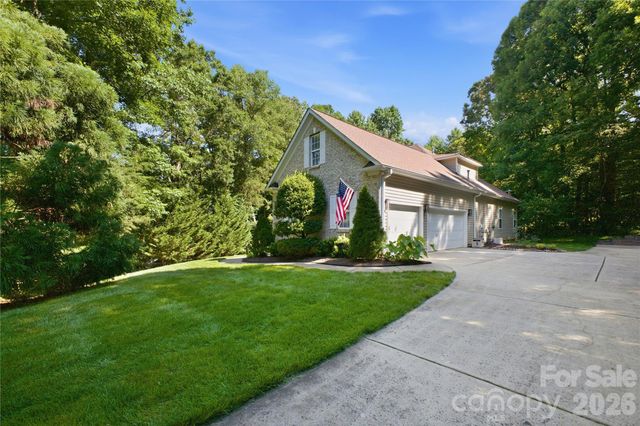136 Edge Hill Drive, Fort Mill, SC 29715