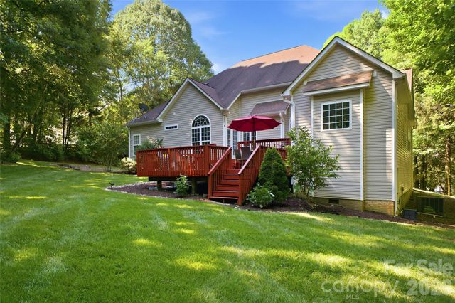 136 Edge Hill Drive, Fort Mill, SC 29715