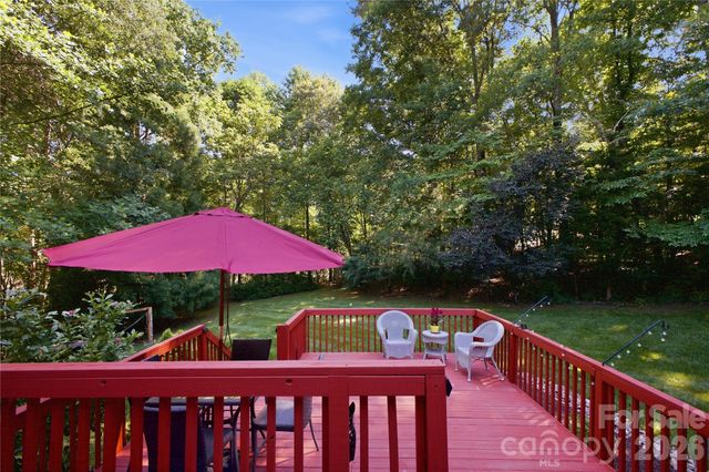 136 Edge Hill Drive, Fort Mill, SC 29715