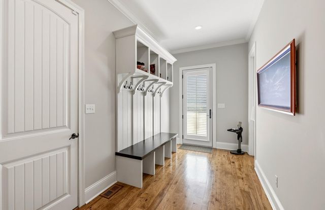 402 Chandamere Way, Nicholasville, KY 40356