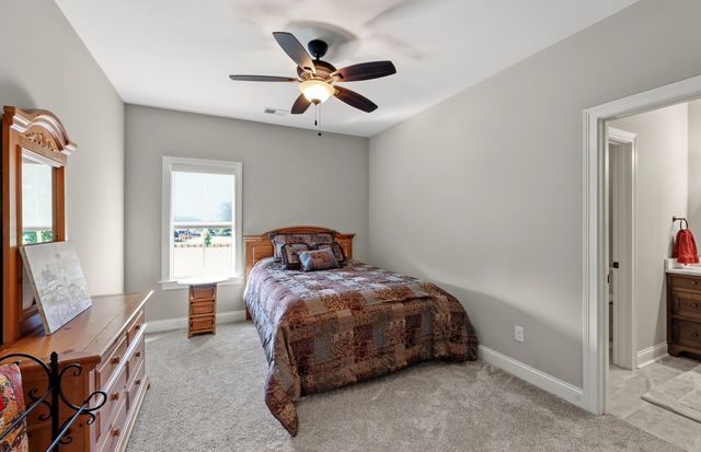 402 Chandamere Way, Nicholasville, KY 40356