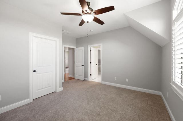 402 Chandamere Way, Nicholasville, KY 40356