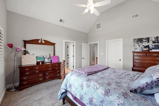 402 Chandamere Way, Nicholasville, KY 40356