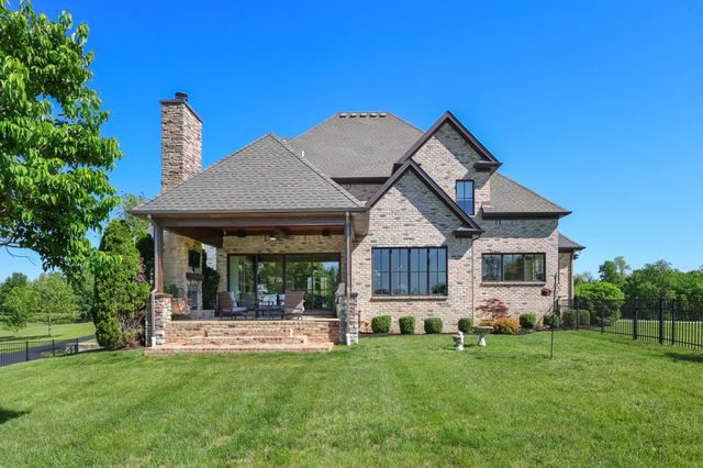 402 Chandamere Way, Nicholasville, KY 40356