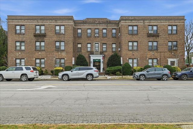 222 7th Street 1K, Garden City, NY 11530