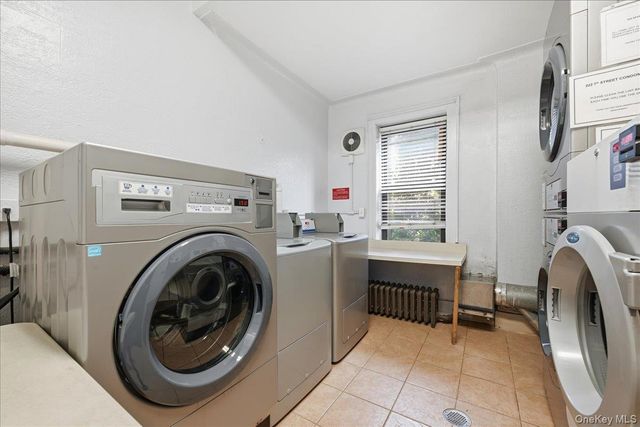 222 7th Street 1K, Garden City, NY 11530