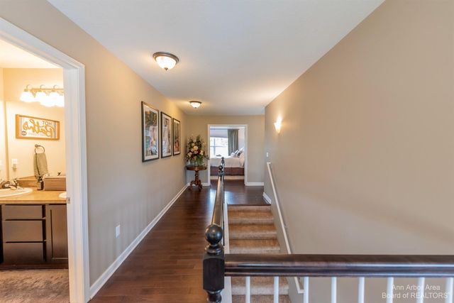 51152 E Bourne Terrace, Novi City, MI 48374
