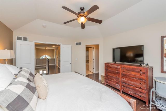 51152 E Bourne Terrace, Novi City, MI 48374
